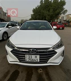 هیوندای ئەلەنترا